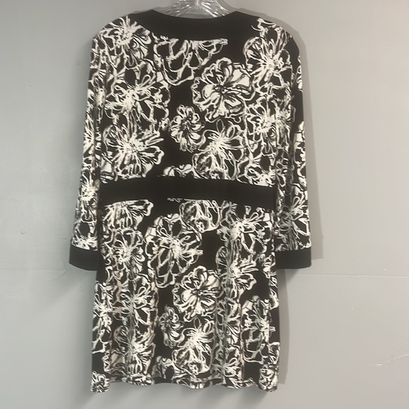 Size M Style & Co dress - Picture 2 of 3